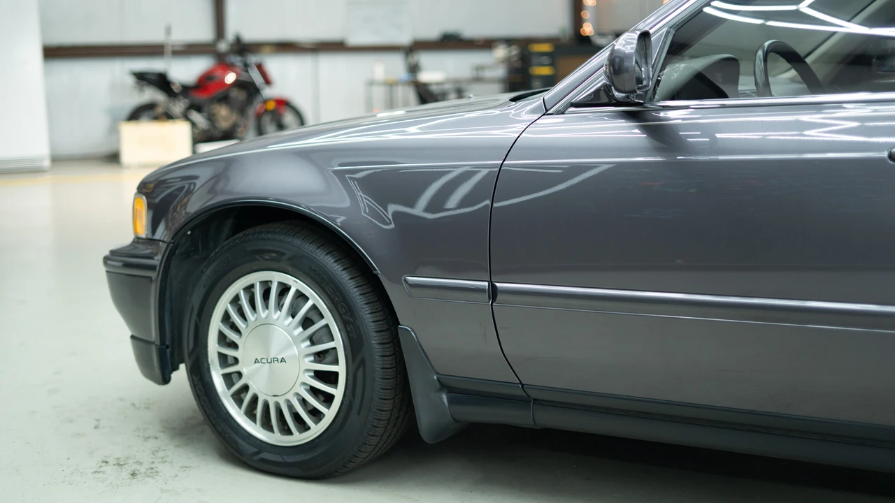 1992 Acura Legend 2nd Gen - Image 28 of 31