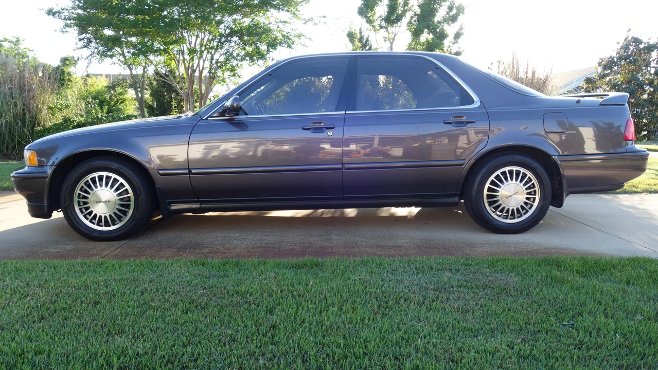 1992 Acura Legend 2nd Gen - Image 5 of 31