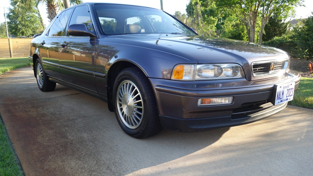 1992 Acura Legend 2nd Gen - Image 13 of 31