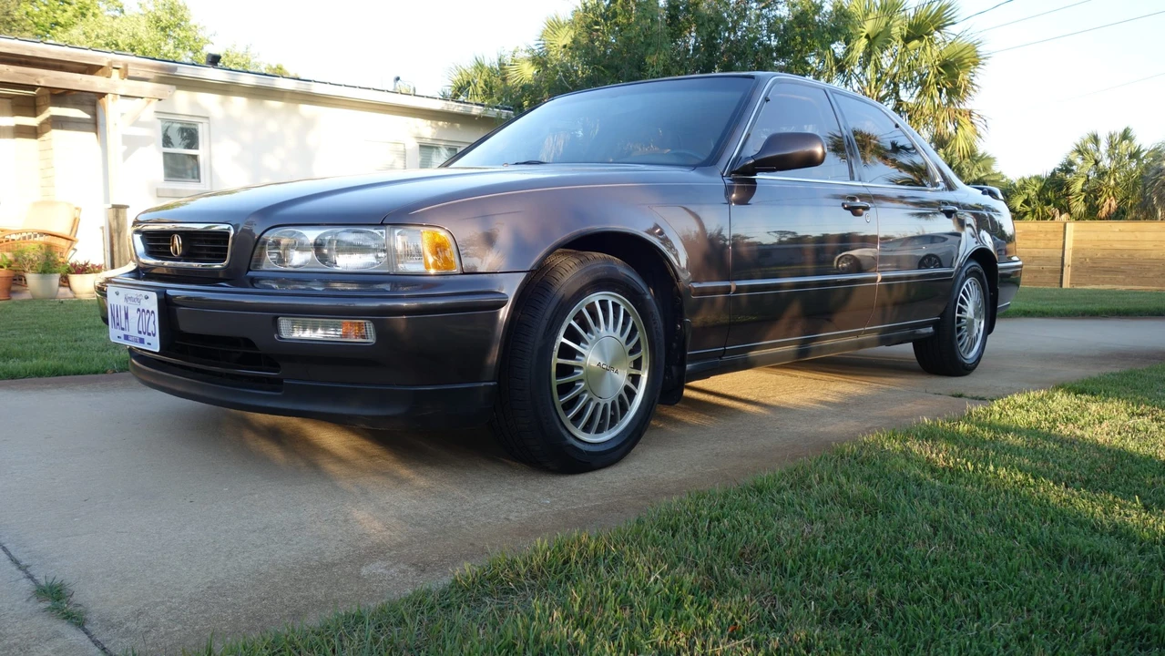 1992 Acura Legend 2nd Gen - Image 4 of 31