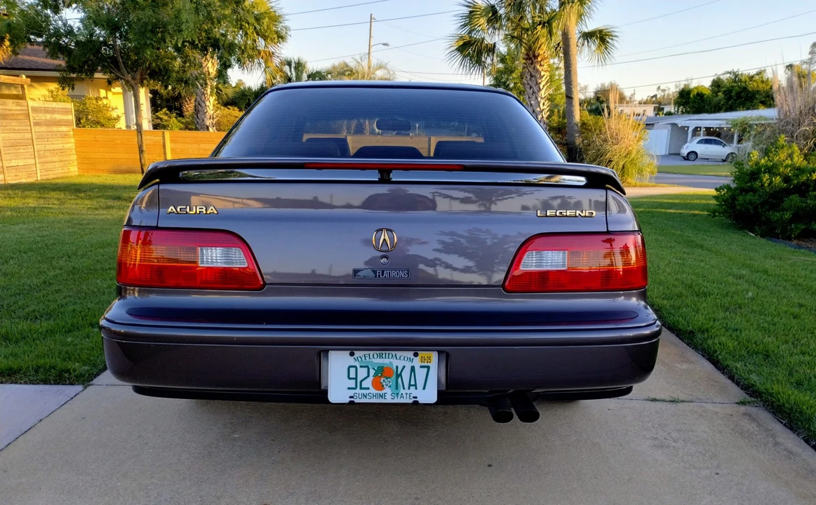 1992 Acura Legend 2nd Gen - Image 8 of 31