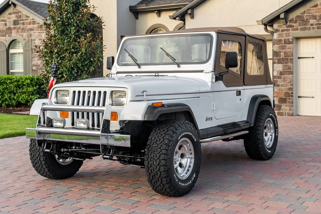 1993 Jeep YJ Wrangler - Image 2 of 31