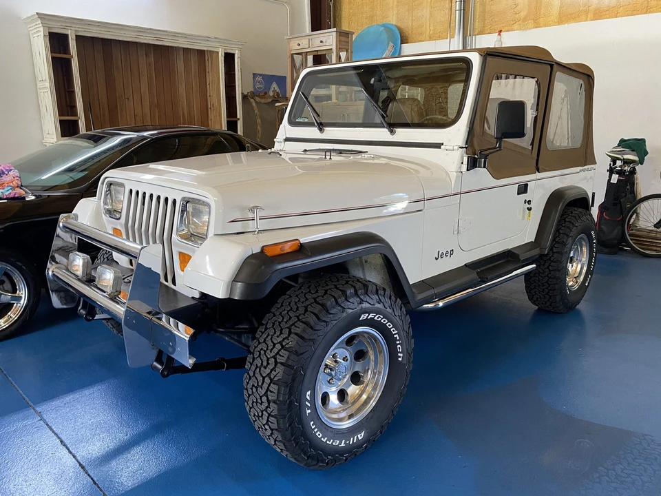 1993 Jeep YJ Wrangler - Image 10 of 31
