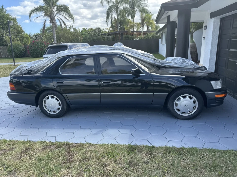 1993 Lexus LS 1st Gen - Image 9 of 31