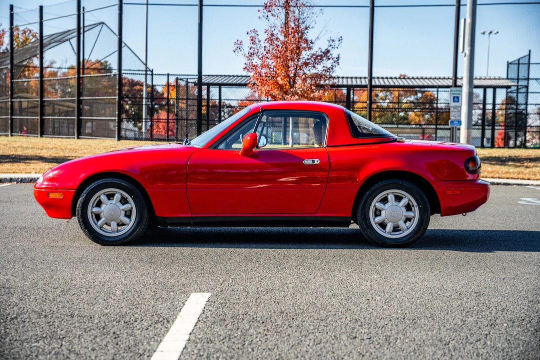 1993 Mazda NA MX-5 Miata - Image 27 of 31