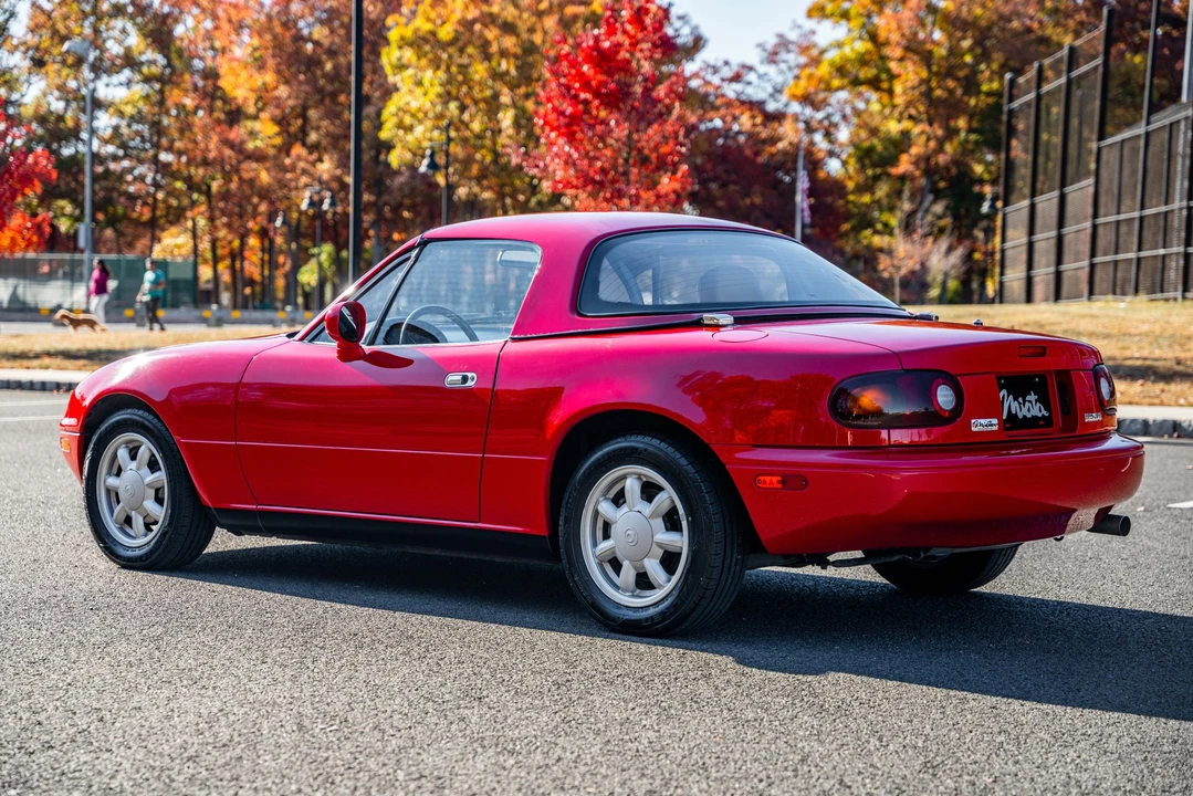 1993 Mazda NA MX-5 Miata - Image 25 of 31