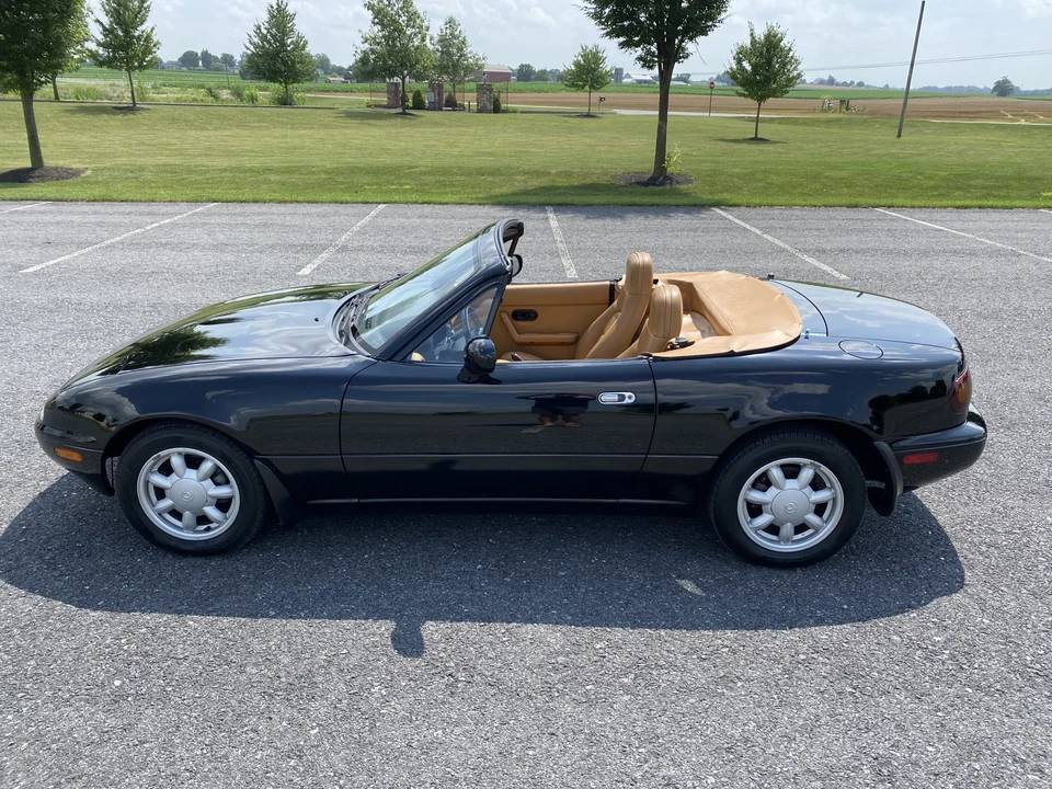 1993 Mazda NA MX-5 Miata - Image 18 of 31