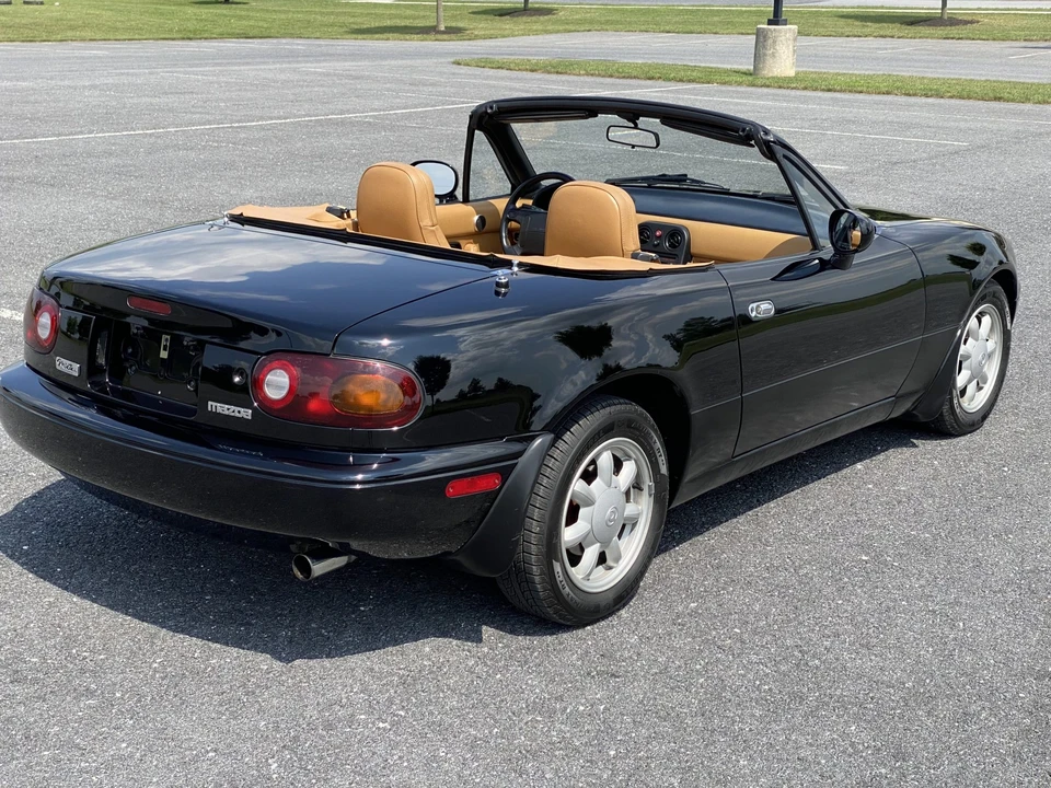 1993 Mazda NA MX-5 Miata - Image 13 of 31