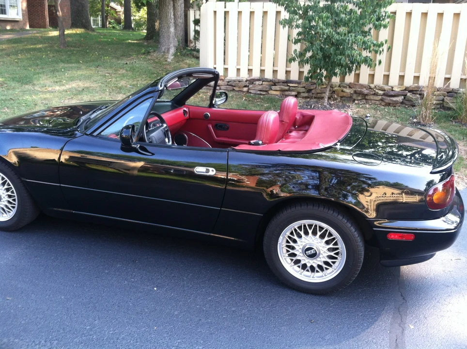 1993 Mazda NA MX-5 Miata - Image 9 of 31