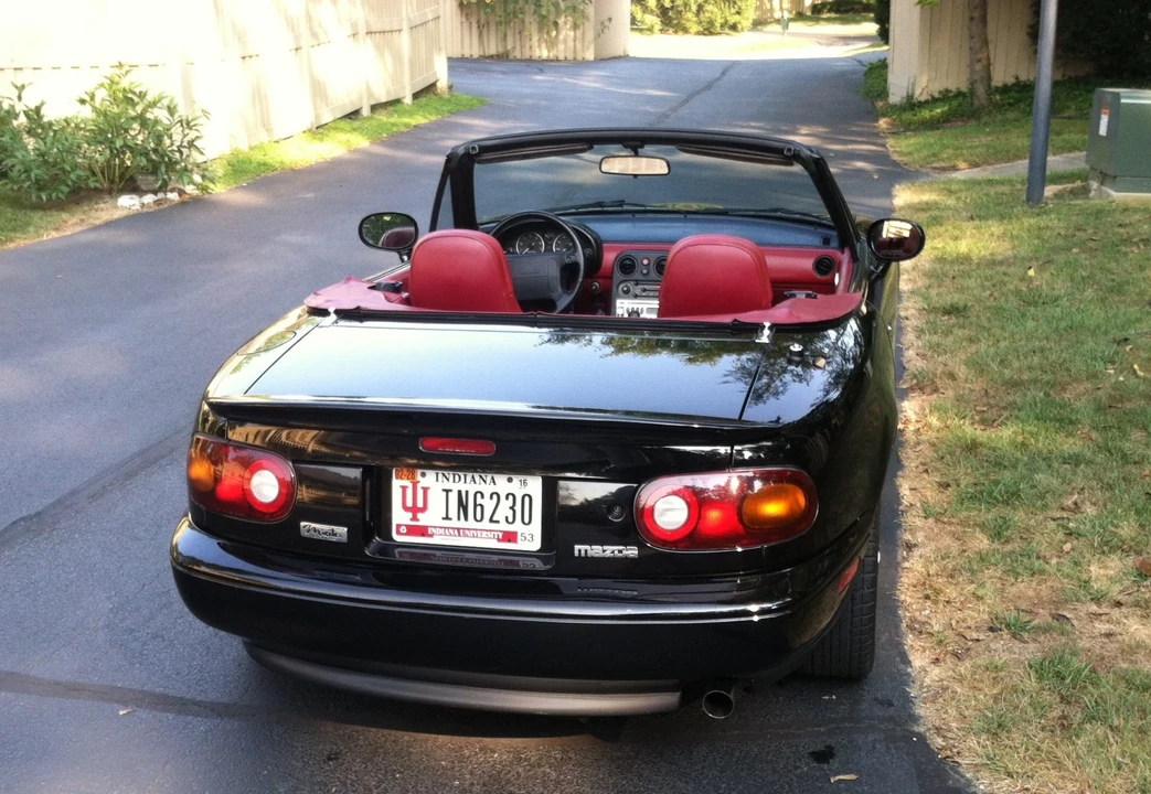 1993 Mazda NA MX-5 Miata - Image 8 of 31