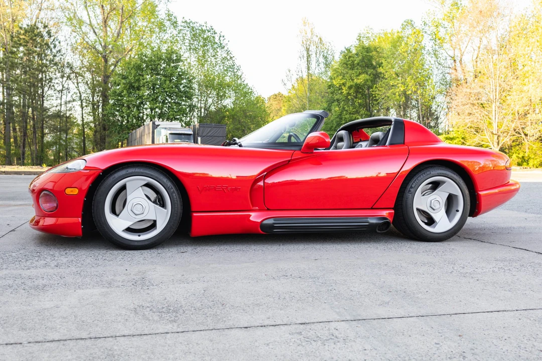 1994 Dodge Viper 1st Gen - Image 27 of 31