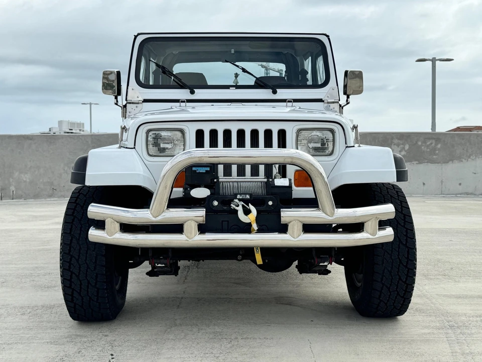 1994 Jeep YJ Wrangler - Image 23 of 31