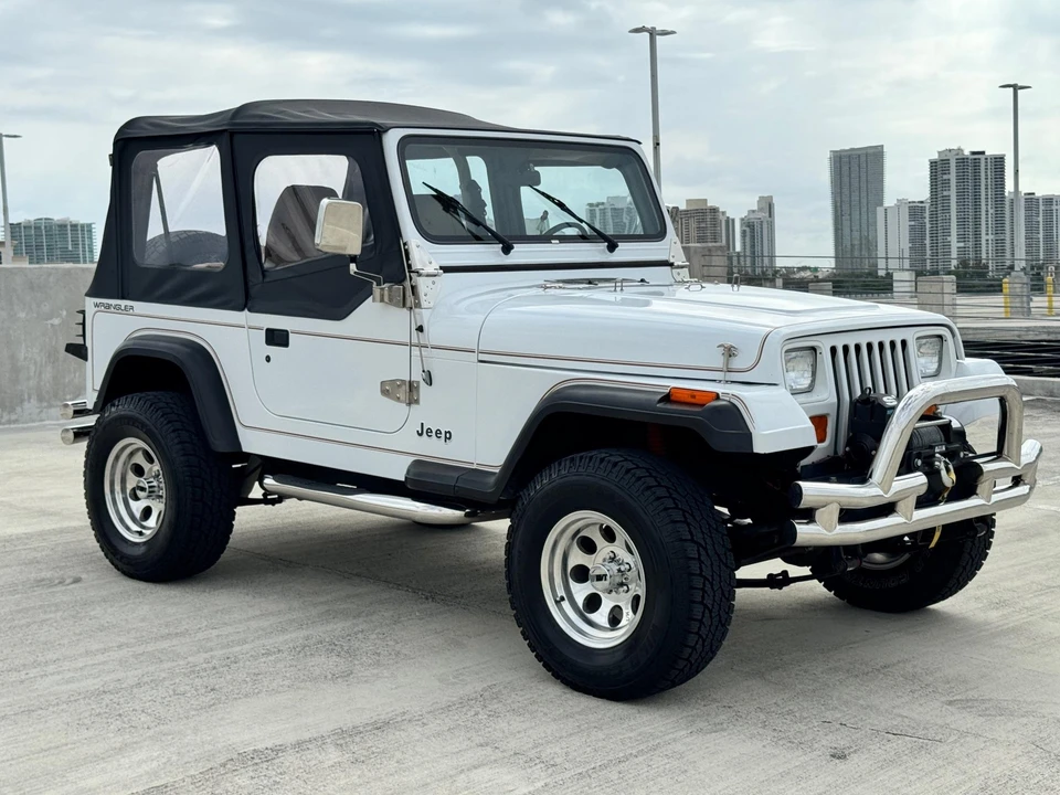 1994 Jeep YJ Wrangler - Image 18 of 31