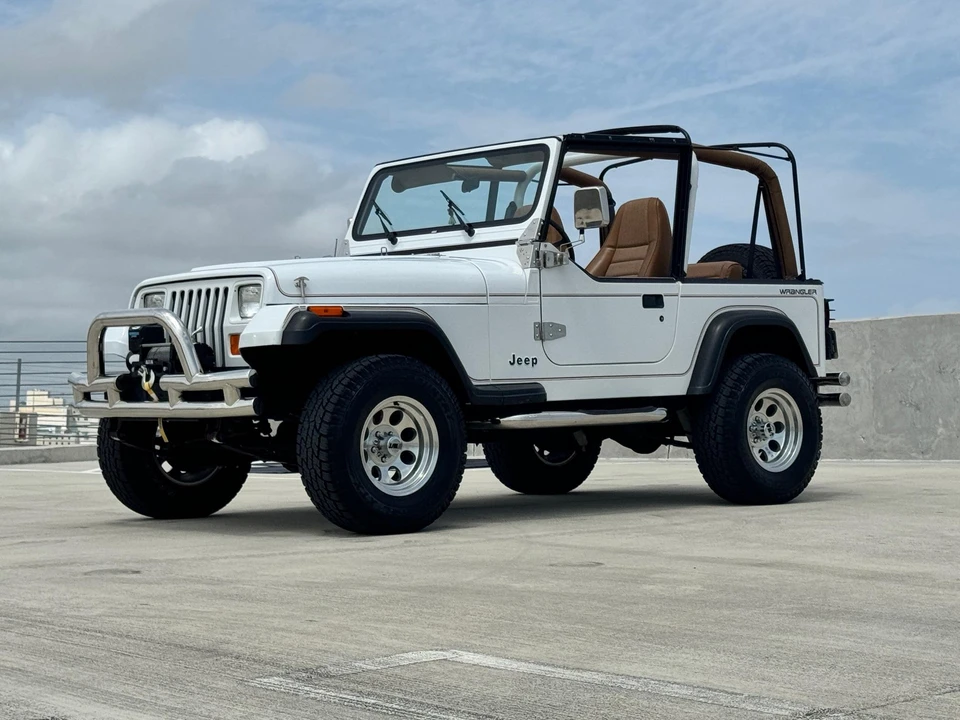 1994 Jeep YJ Wrangler - Image 26 of 31