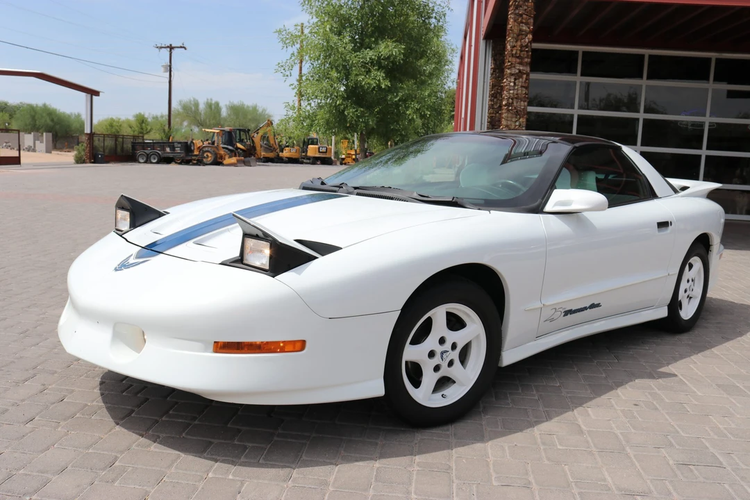 1994 Pontiac Firebird Trans Am 4th Gen - Image 2 of 31