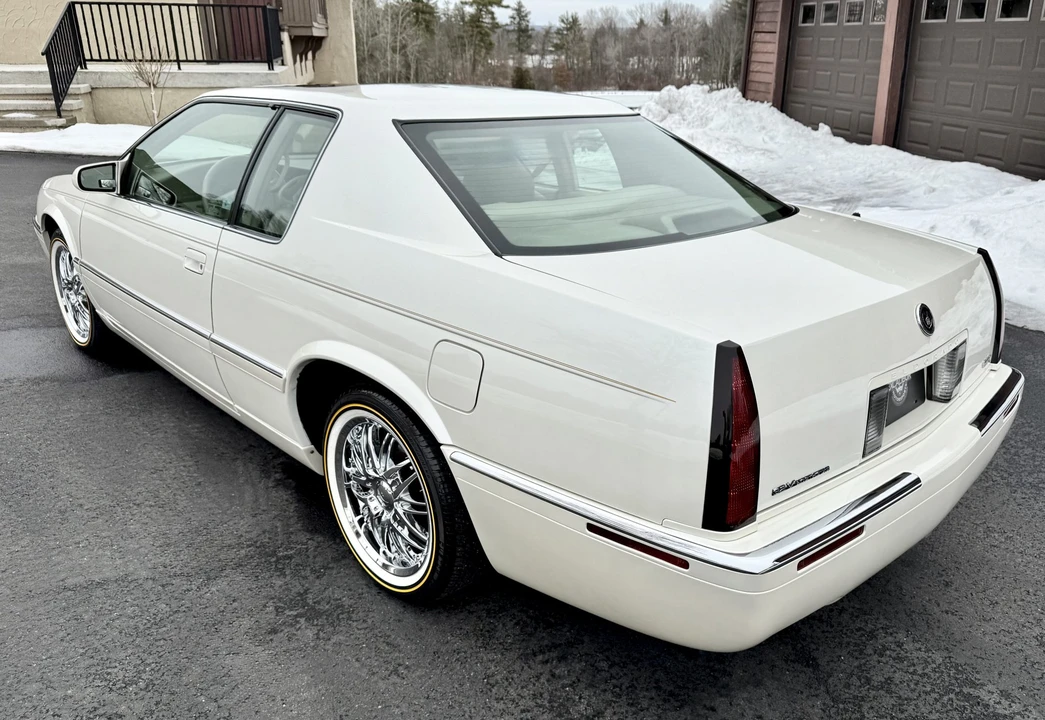 1995 Cadillac Eldorado 12th Gen - Image 10 of 31