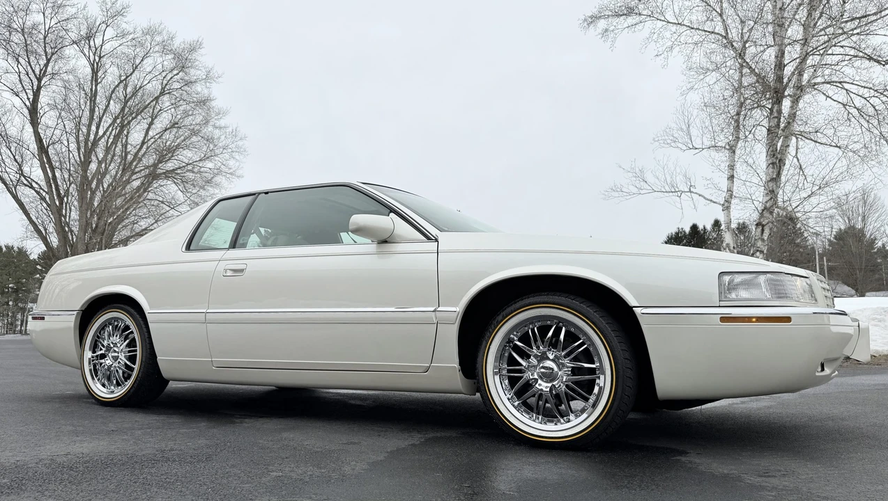1995 Cadillac Eldorado 12th Gen - Image 17 of 31