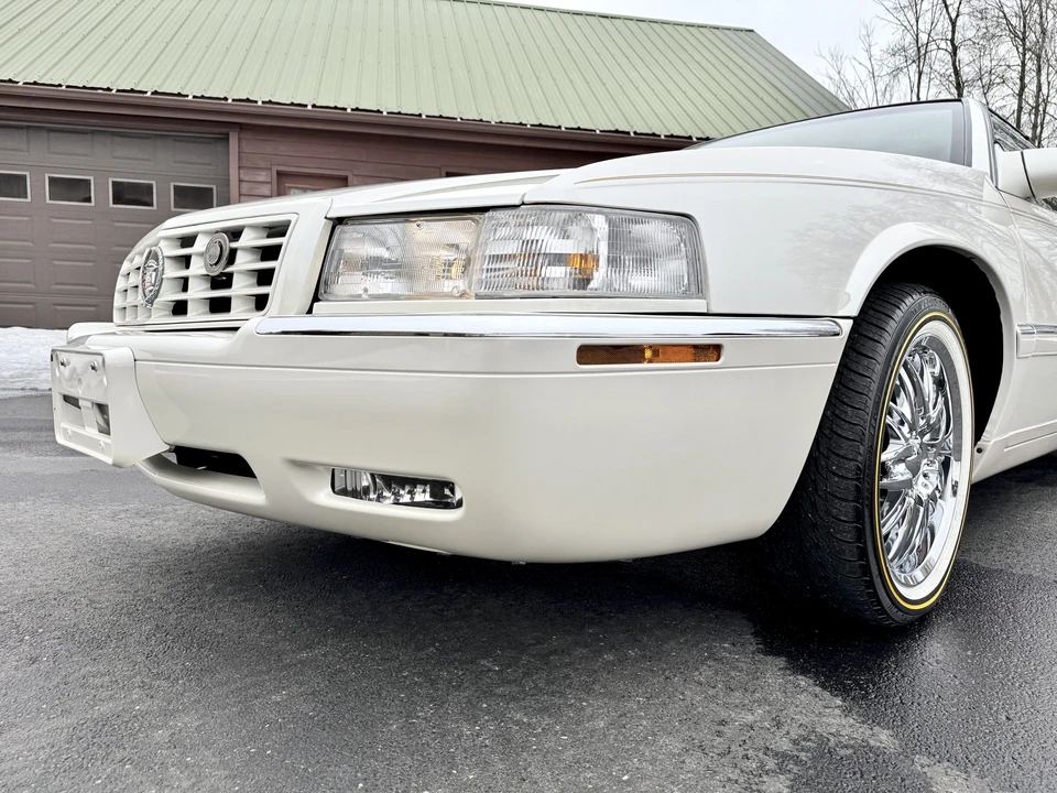 1995 Cadillac Eldorado 12th Gen - Image 25 of 31