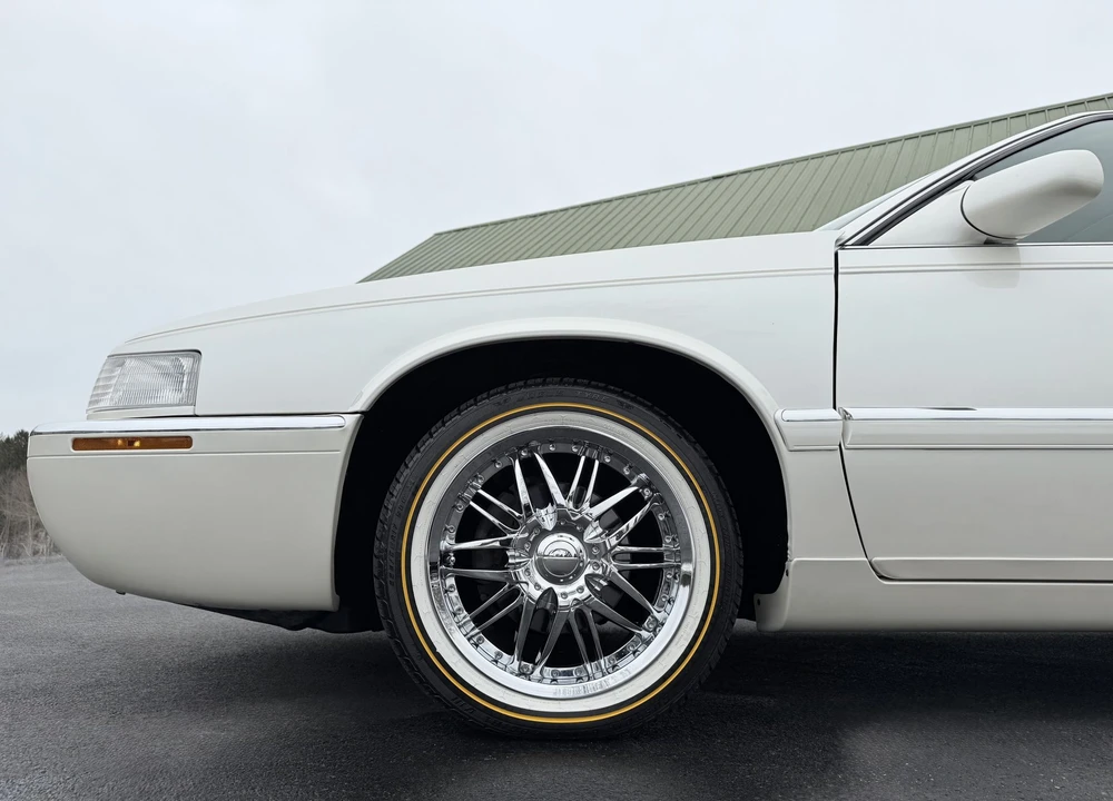 1995 Cadillac Eldorado 12th Gen - Image 26 of 31