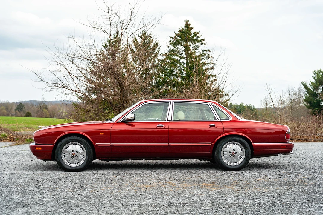 1995 Jaguar X300 XJ - Image 30 of 31