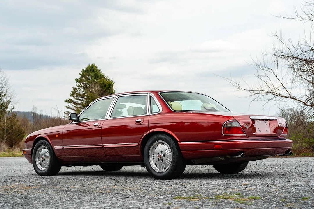 1995 Jaguar X300 XJ - Image 27 of 31