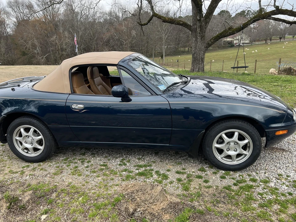 1995 Mazda NA MX-5 Miata - Image 26 of 31