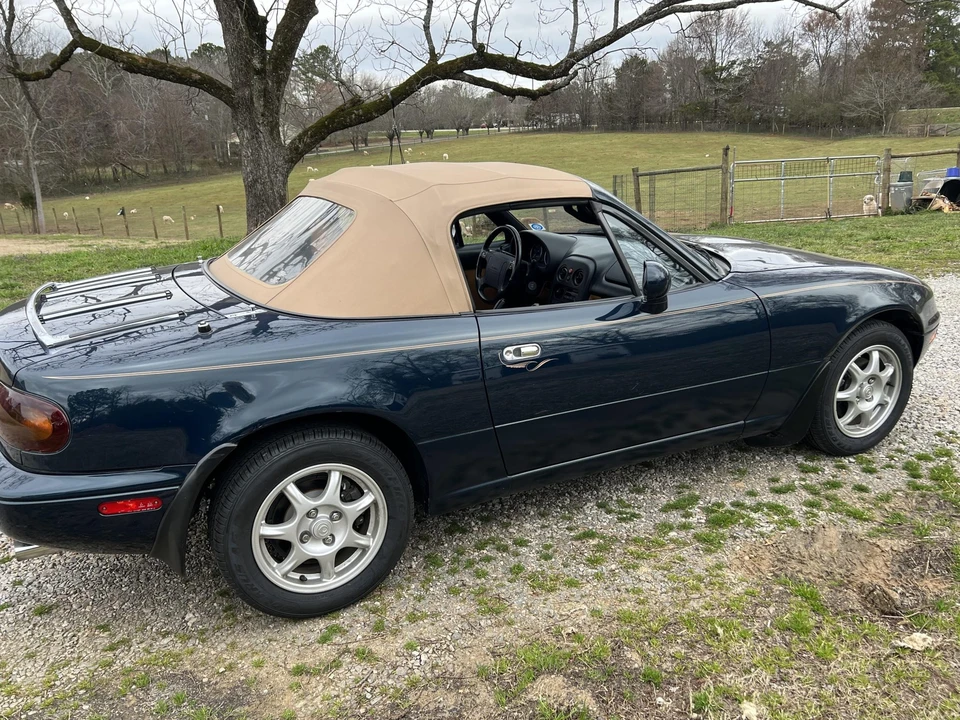 1995 Mazda NA MX-5 Miata - Image 27 of 31