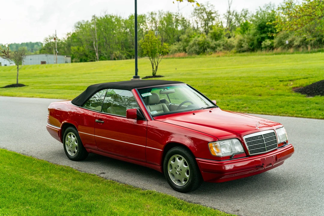 1995 Mercedes-Benz W124 E-Class - Image 9 of 31