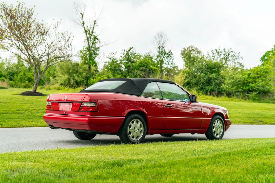 1995 Mercedes-Benz W124 E-Class - Image 20 of 31
