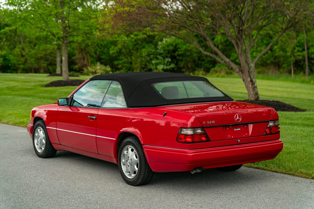 1995 Mercedes-Benz W124 E-Class - Image 29 of 31