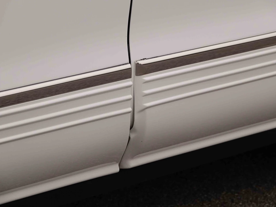 1995 Oldsmobile 98 - Image 28 of 31