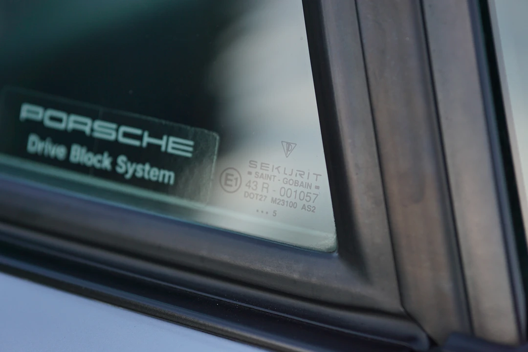 1995 Porsche 993 Carrera - Image 20 of 31