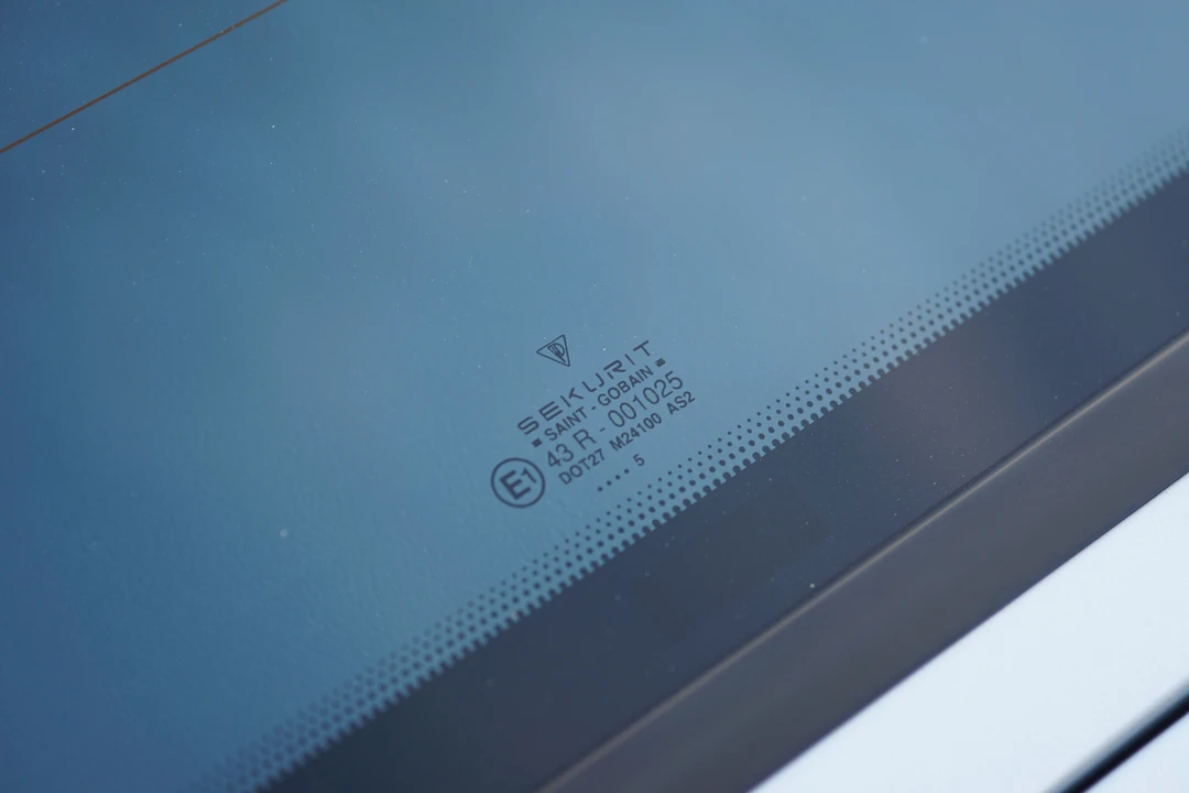 1995 Porsche 993 Carrera - Image 21 of 31