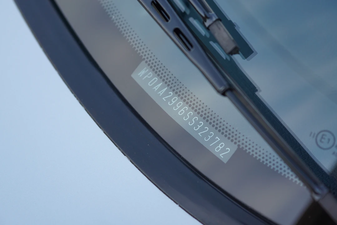 1995 Porsche 993 Carrera - Image 26 of 31