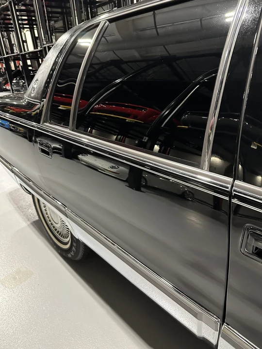 1996 Cadillac Fleetwood - Image 15 of 31