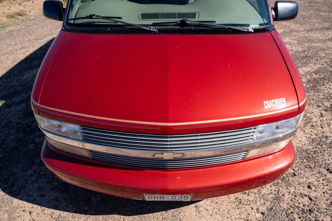 1997 Chevrolet Astro - Image 13 of 31