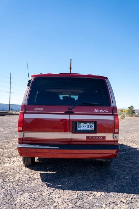 1997 Chevrolet Astro - Image 9 of 31