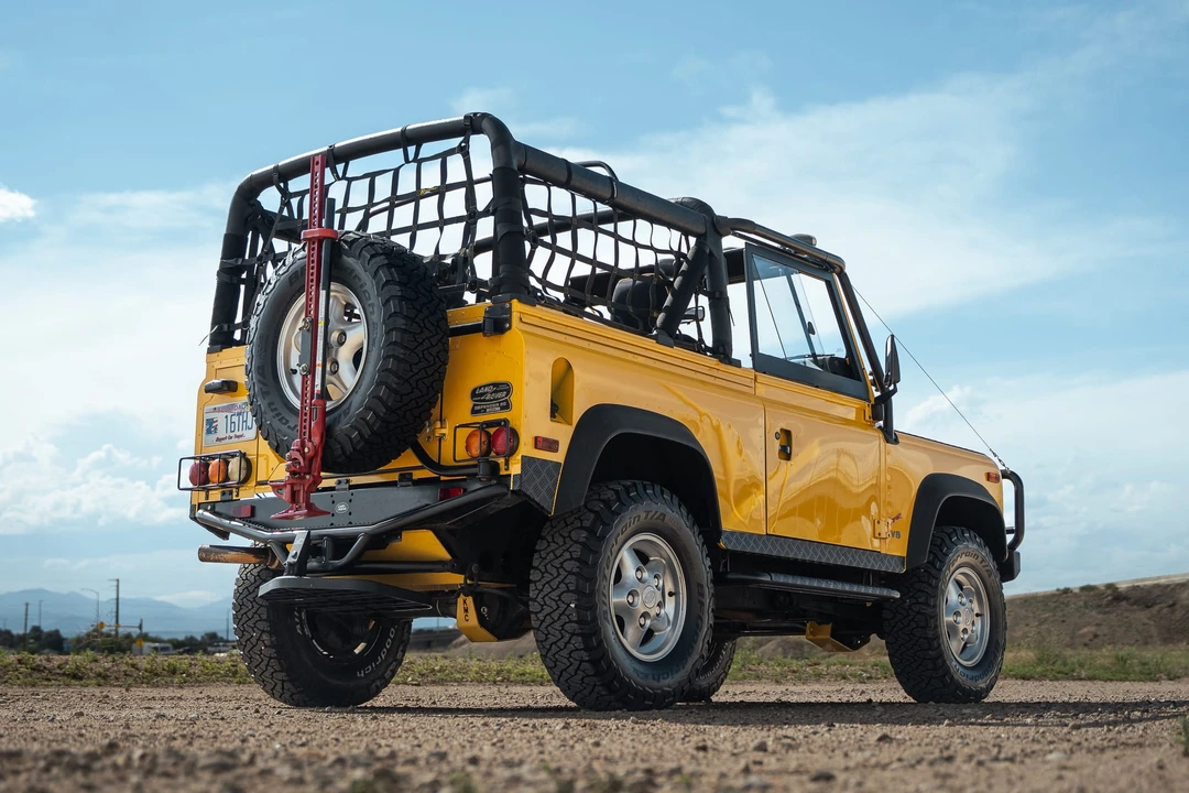 1997 Land Rover Defender 90 - Image 10 of 31