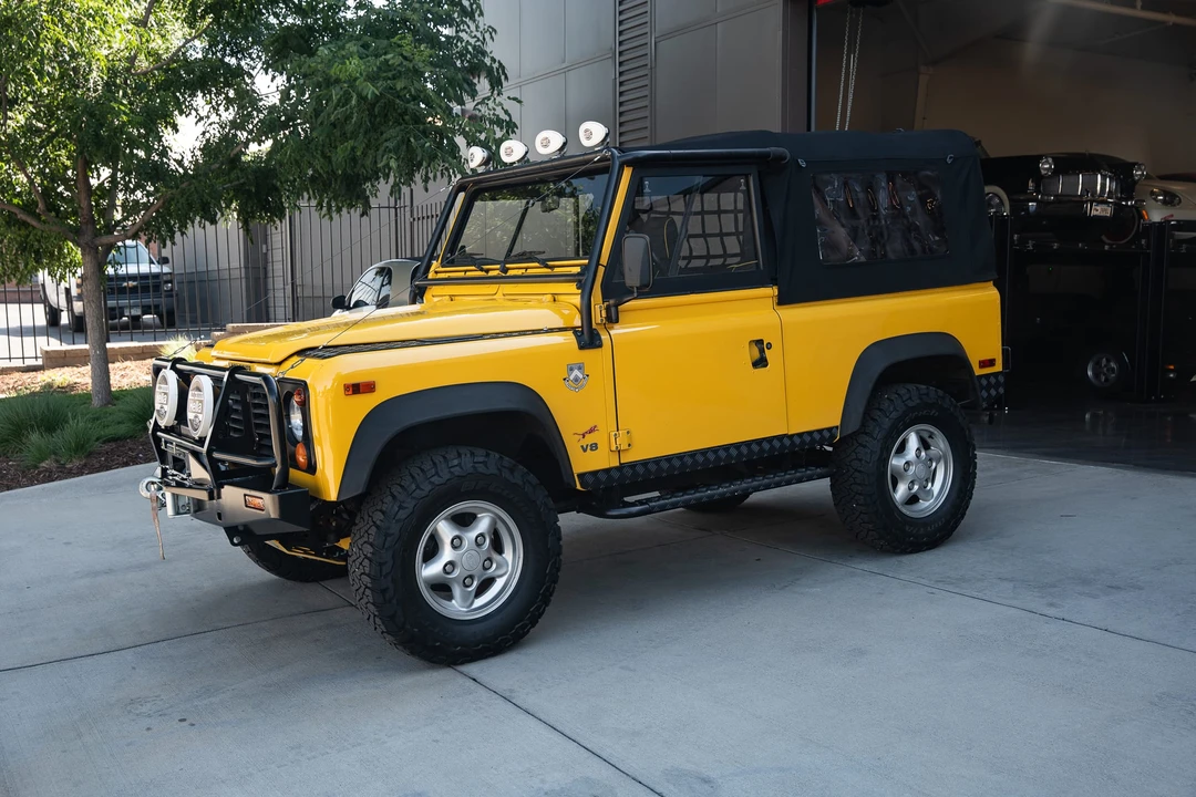 1997 Land Rover Defender 90 - Image 11 of 31
