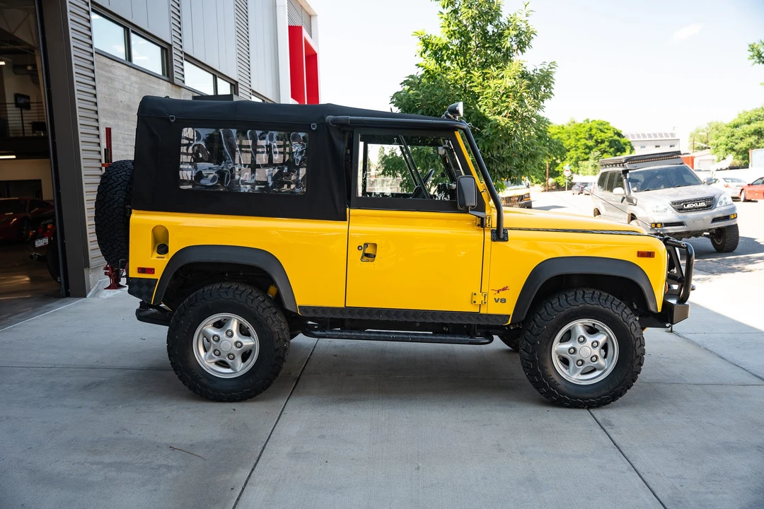 1997 Land Rover Defender 90 - Image 15 of 31