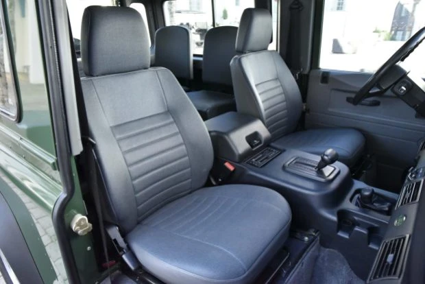 1997 Land Rover Defender 90 - Image 4 of 7