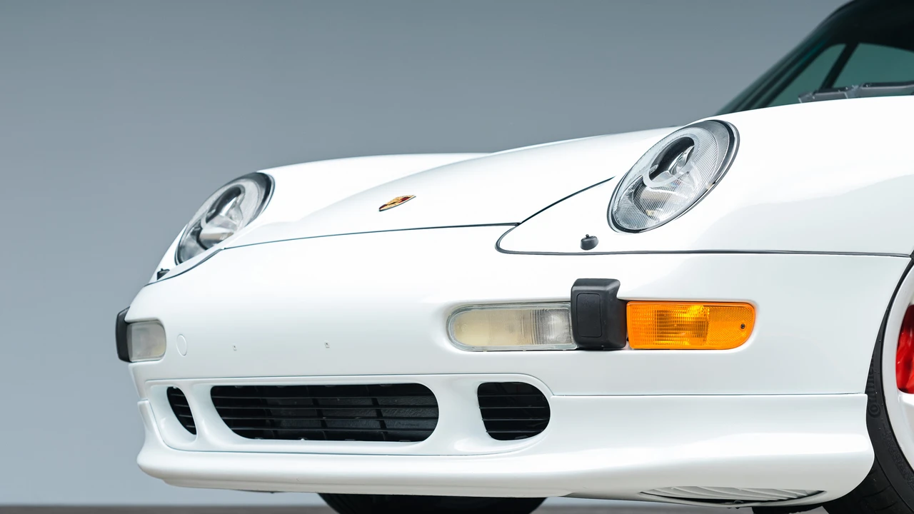 1997 Porsche 993 Carrera 4S - Image 29 of 31