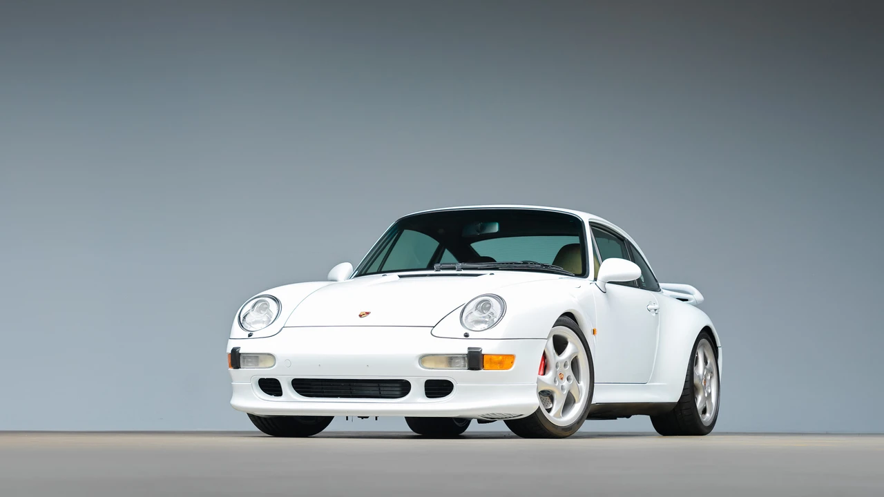 1997 Porsche 993 Carrera 4S - Image 12 of 31