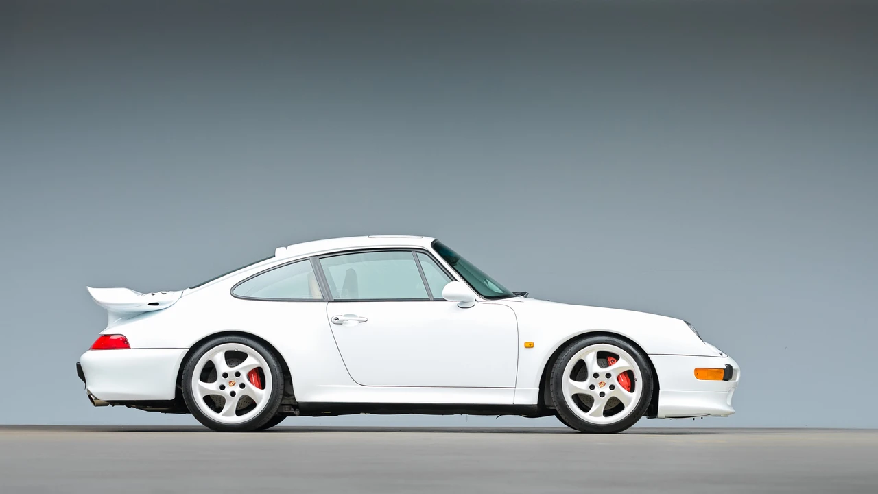 1997 Porsche 993 Carrera 4S - Image 17 of 31