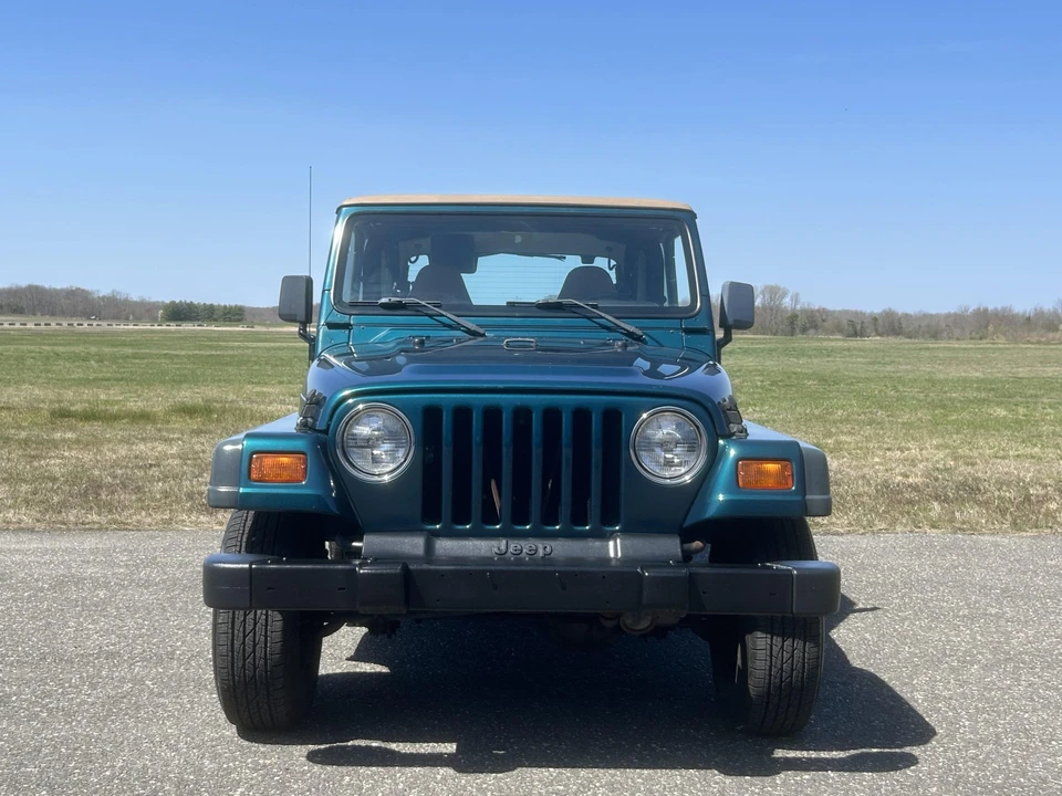 1998 Jeep TJ Wrangler - Image 11 of 31
