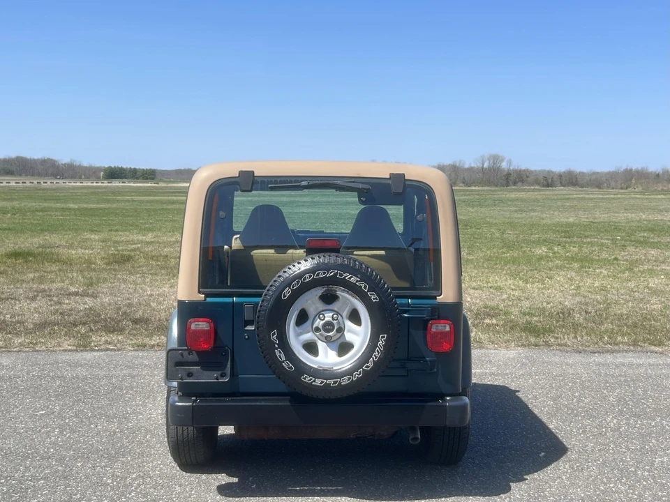 1998 Jeep TJ Wrangler - Image 23 of 31