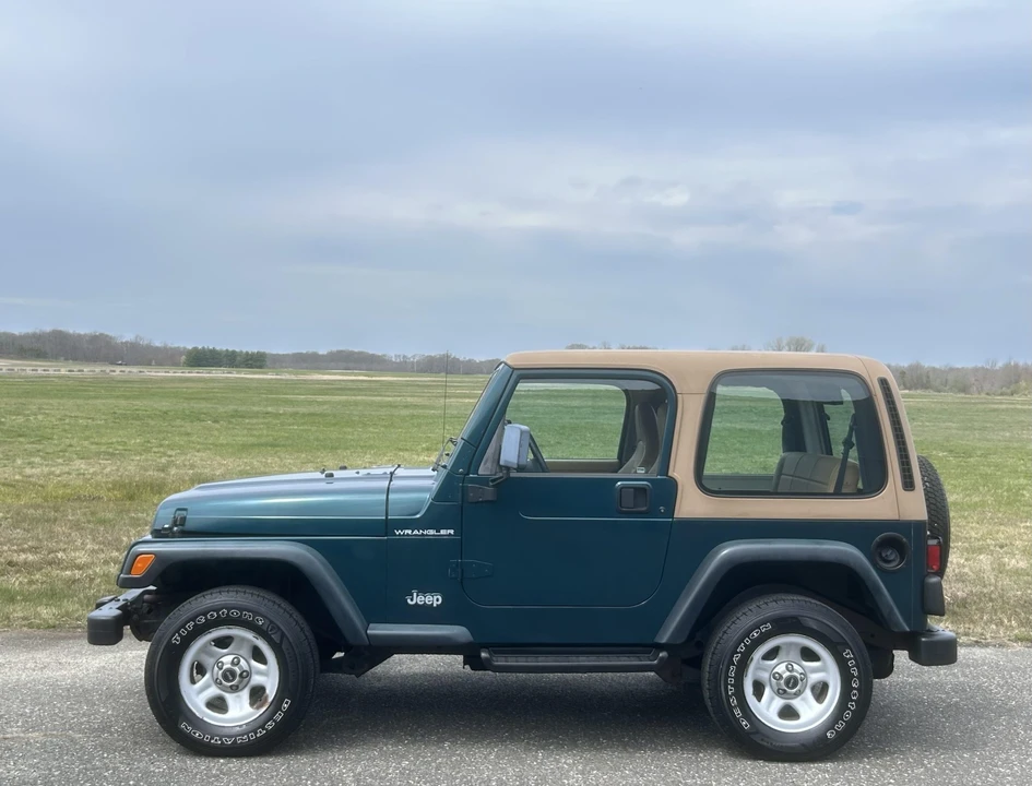 1998 Jeep TJ Wrangler - Image 4 of 31