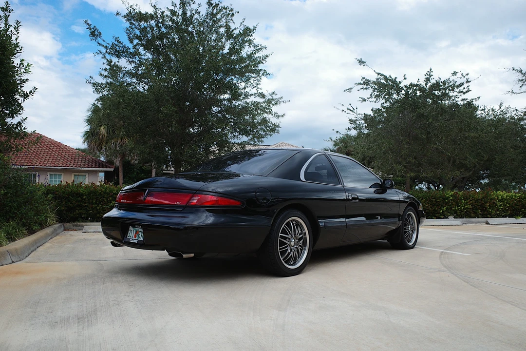 1998 Lincoln Continental Mark VIII - Image 4 of 31