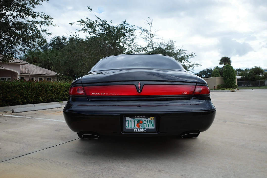 1998 Lincoln Continental Mark VIII - Image 5 of 31