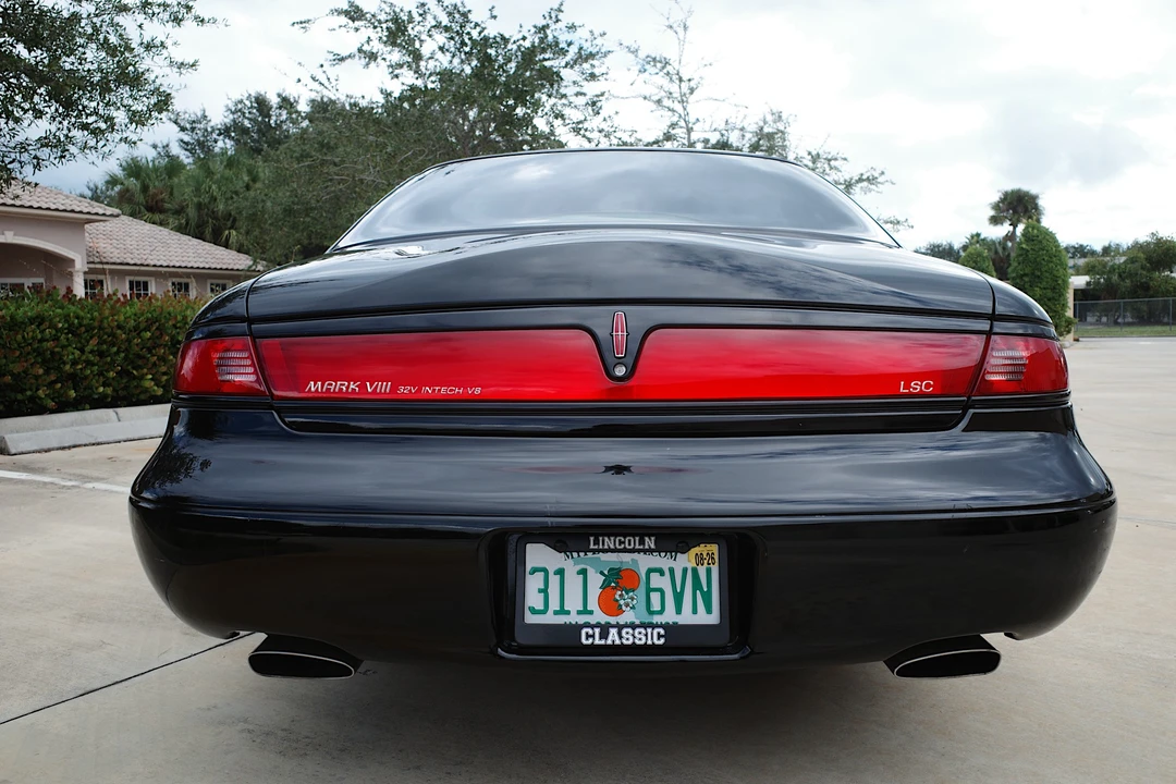 1998 Lincoln Continental Mark VIII - Image 6 of 31